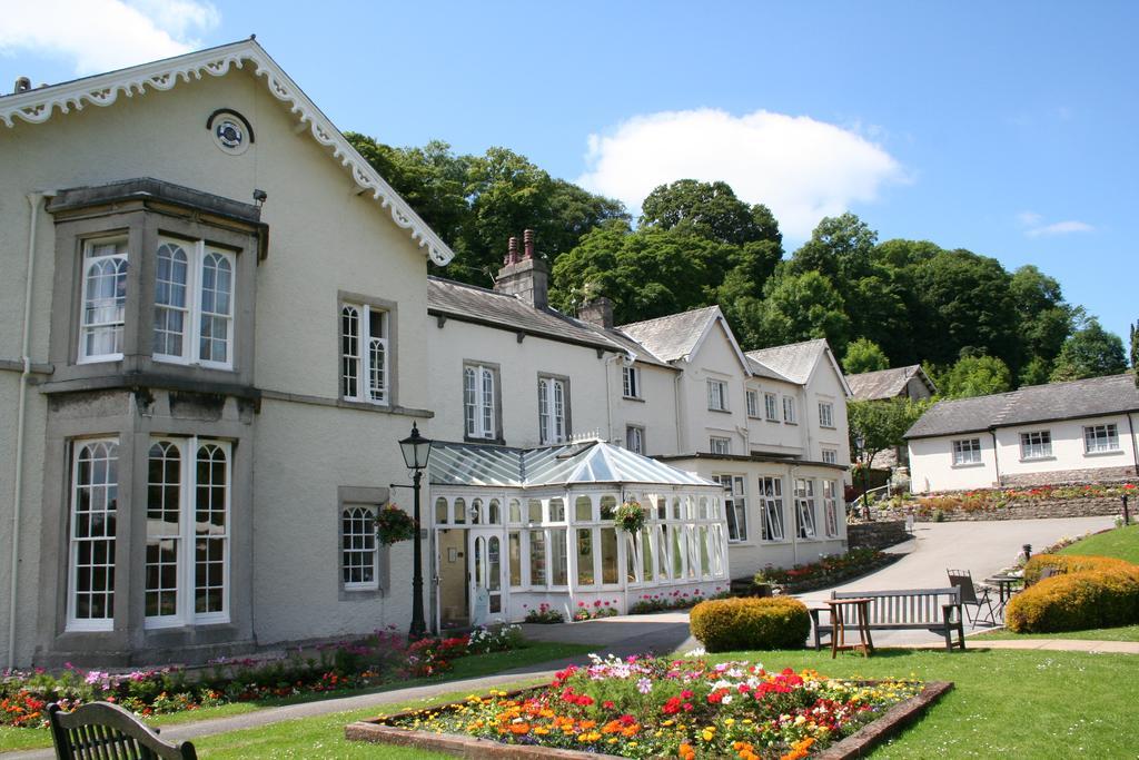 Lambert Manor Hotel Grange-over-Sands Exteriör bild